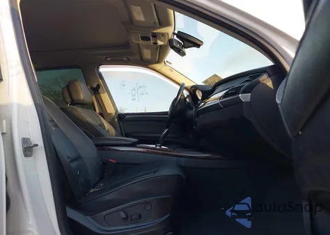 2012 BMW X5 xDrive35D z USA, uszkodzony, nr VIN 5UXZW0C56CL673146